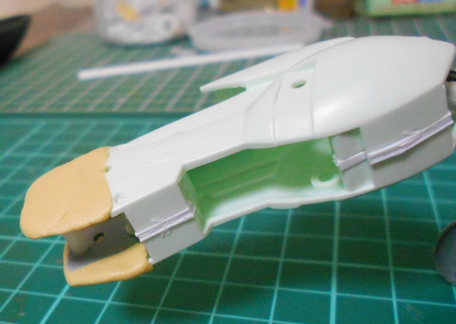 ベストを尽くせ! | 旧キットSガンダムをカッコよく作る – 下腿編01 –DSCN4431 ベストを尽くせ! | 旧キットSガンダムをカッコよく作る – 下腿編01 –DSCN4431