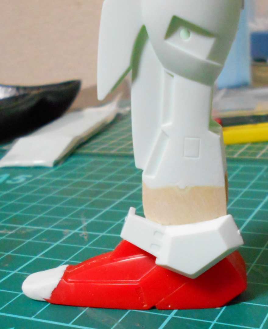 ベストを尽くせ! | 旧キットSガンダムをカッコよく作る – 下腿編01 –DSCN4436 ベストを尽くせ! | 旧キットSガンダムをカッコよく作る – 下腿編01 –DSCN4436