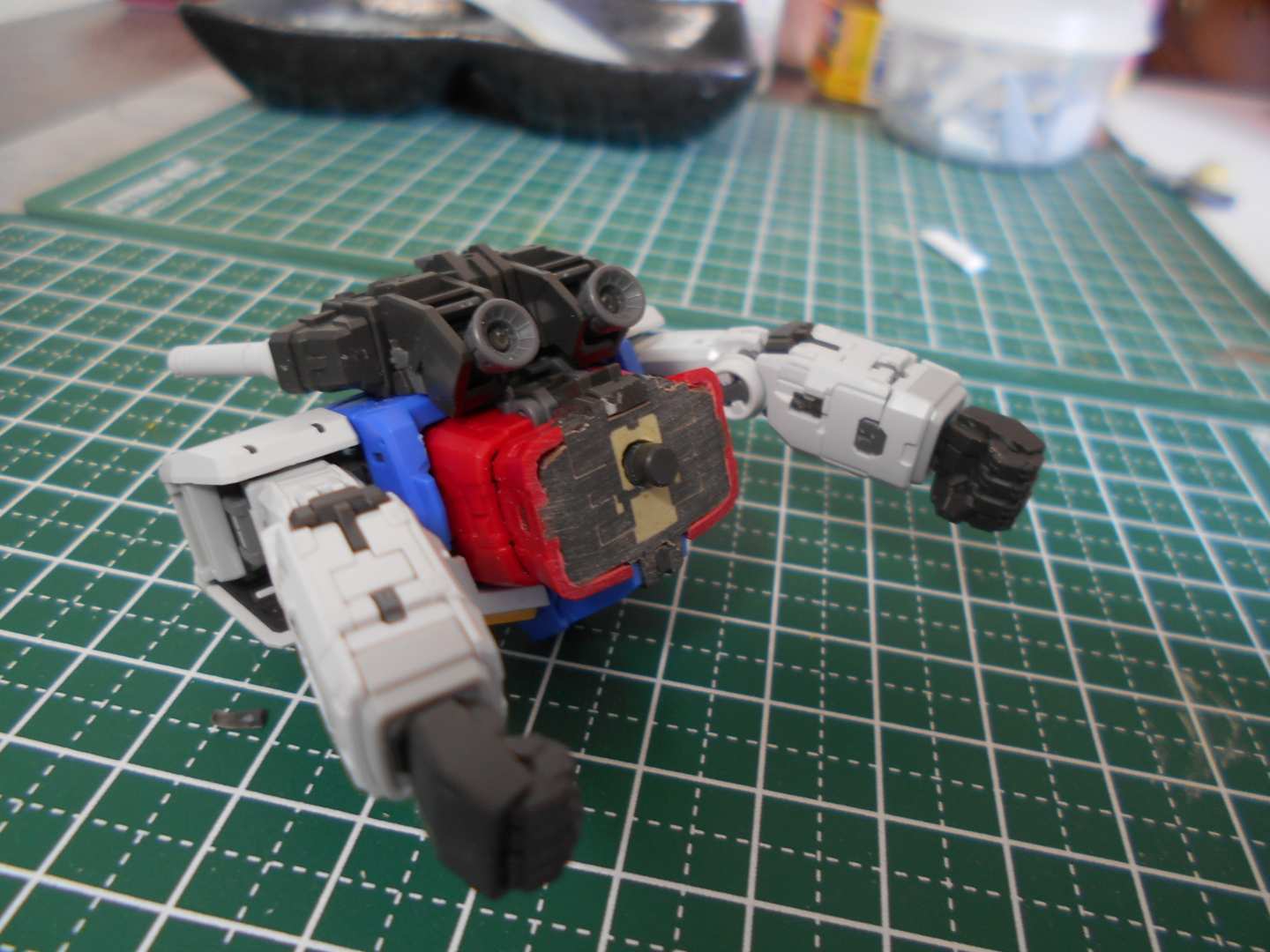 ベストを尽くせ! | RGガンダム2.0をかっこよく作る – 胴体修正編 –DSCN5965 ベストを尽くせ! | RGガンダム2.0をかっこよく作る – 胴体修正編 –DSCN5965