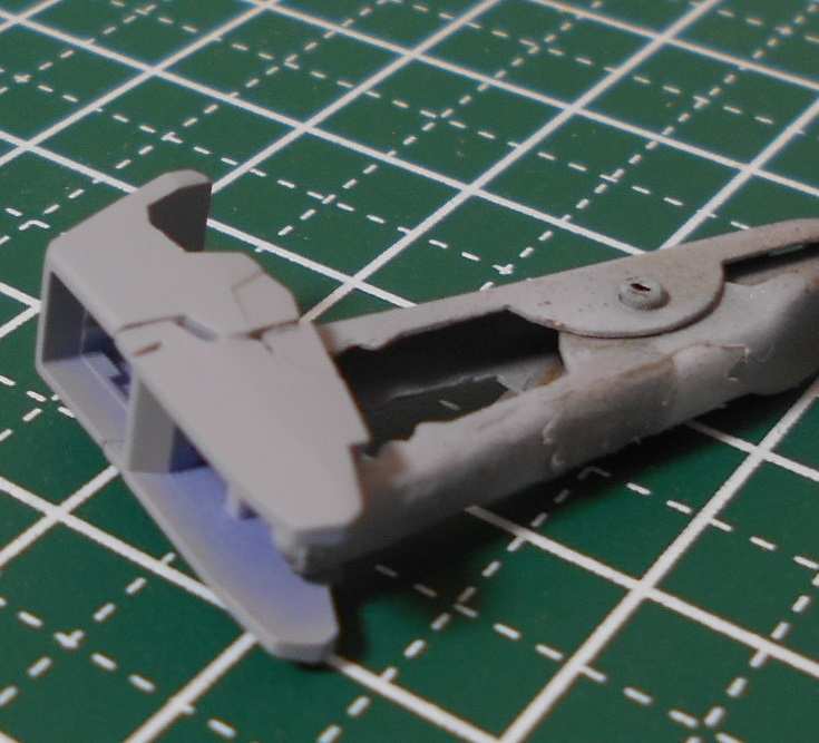 ベストを尽くせ! | RGガンダム2.0をかっこよく作る – 胴体修正編 –DSCN6012 ベストを尽くせ! | RGガンダム2.0をかっこよく作る – 胴体修正編 –DSCN6012
